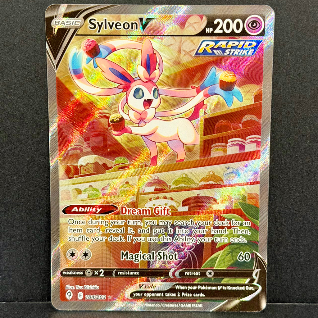 2021 Pokemon Evolving Skies 184/203 Sylveon V Alternate Full Art Ultra Rare