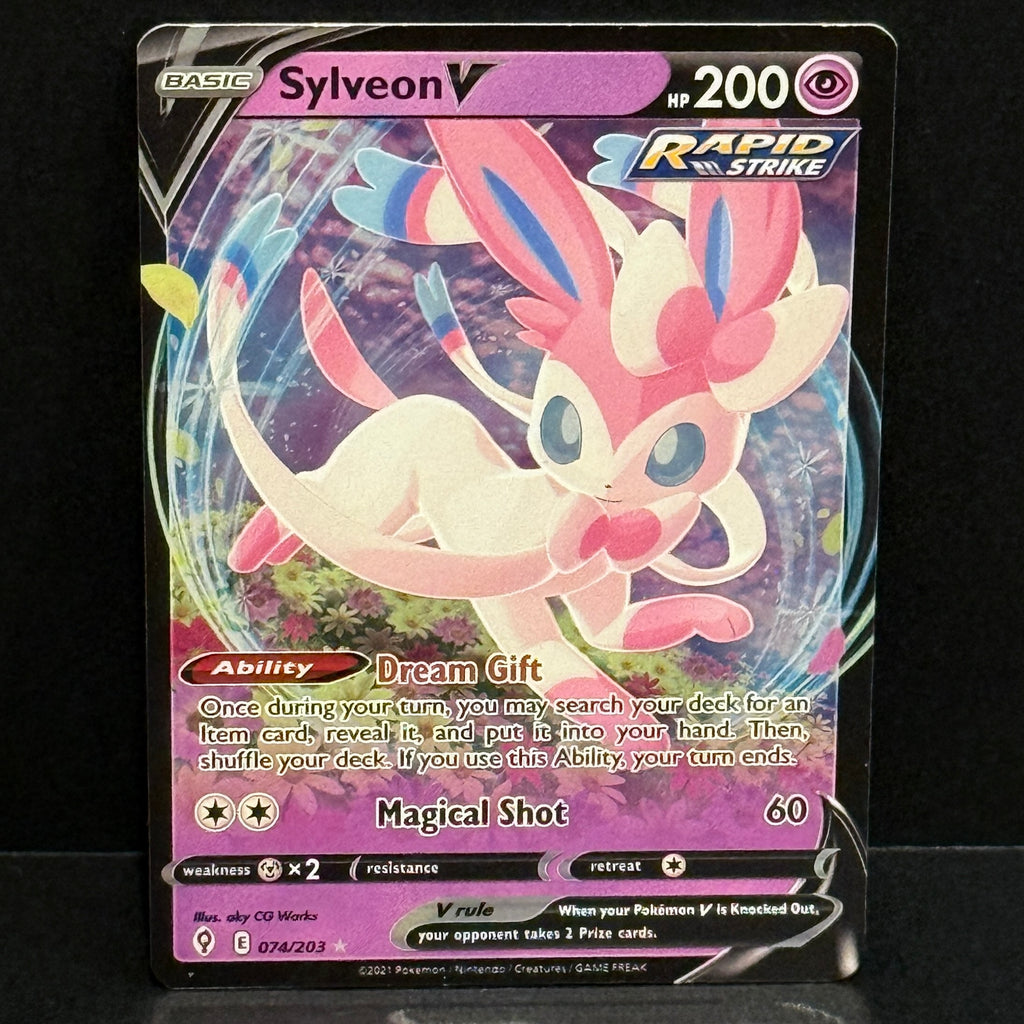 2021 Pokemon Evolving Skies 074/203 Sylveon V Ultra Rare