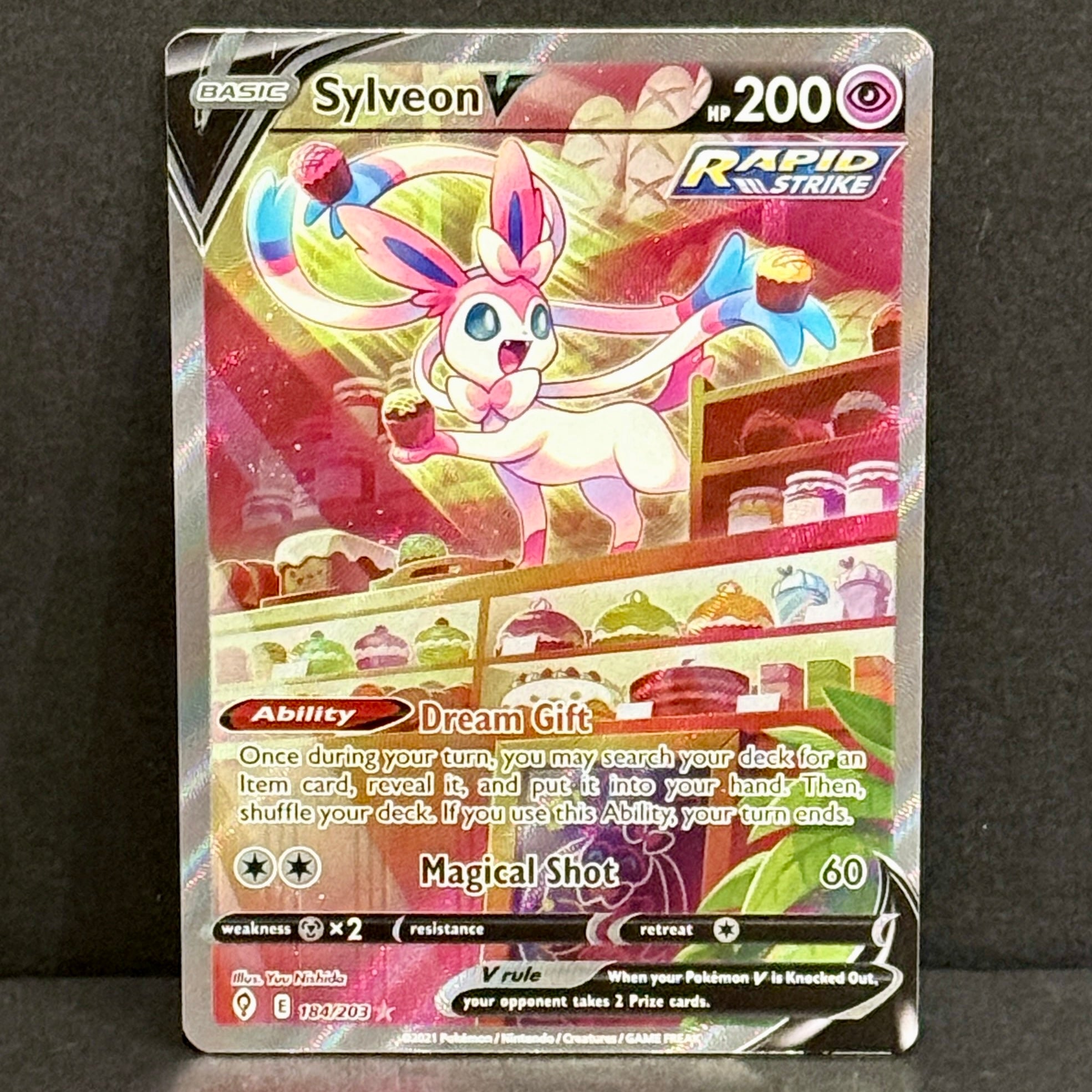 2021 Pokemon Evolving Skies 184/203 Sylveon V Alternate Art Ultra Rare
