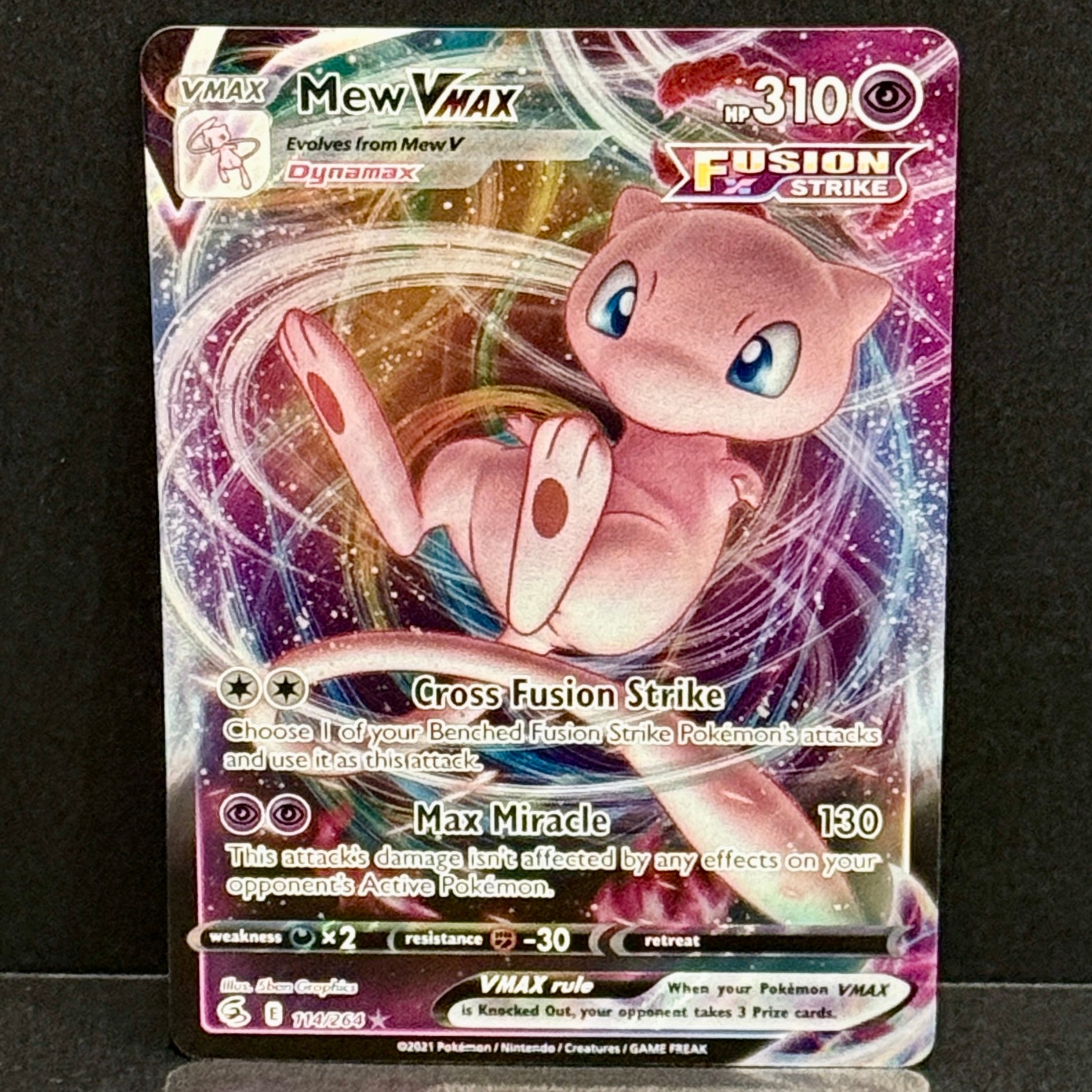 2021 Pokemon Fusion Strike 114/264 Mew VMAX Ultra Rare